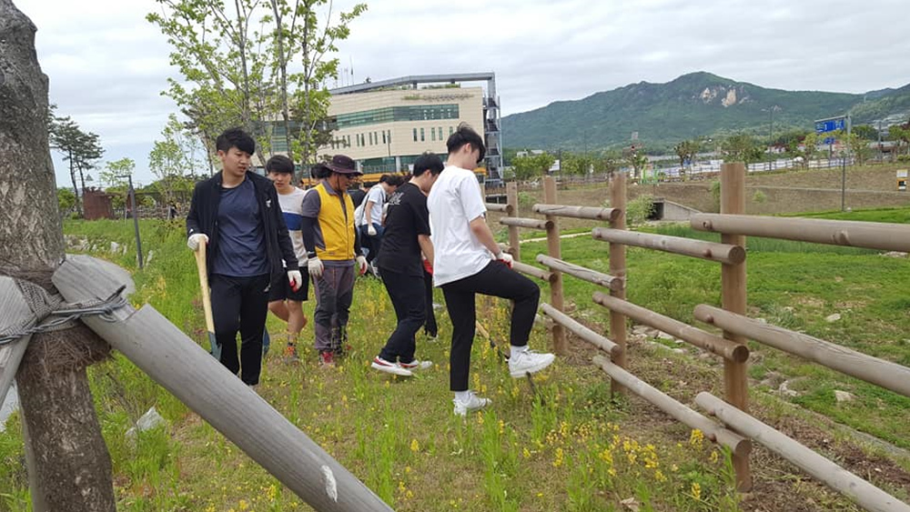 190518 소확행-환경(회천4동 장미꽃심기) (2).jpg