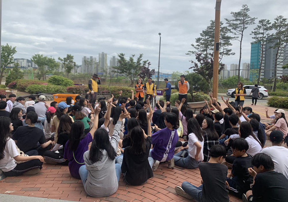190518 소확행-환경(회천4동 장미꽃심기) (7).jpg