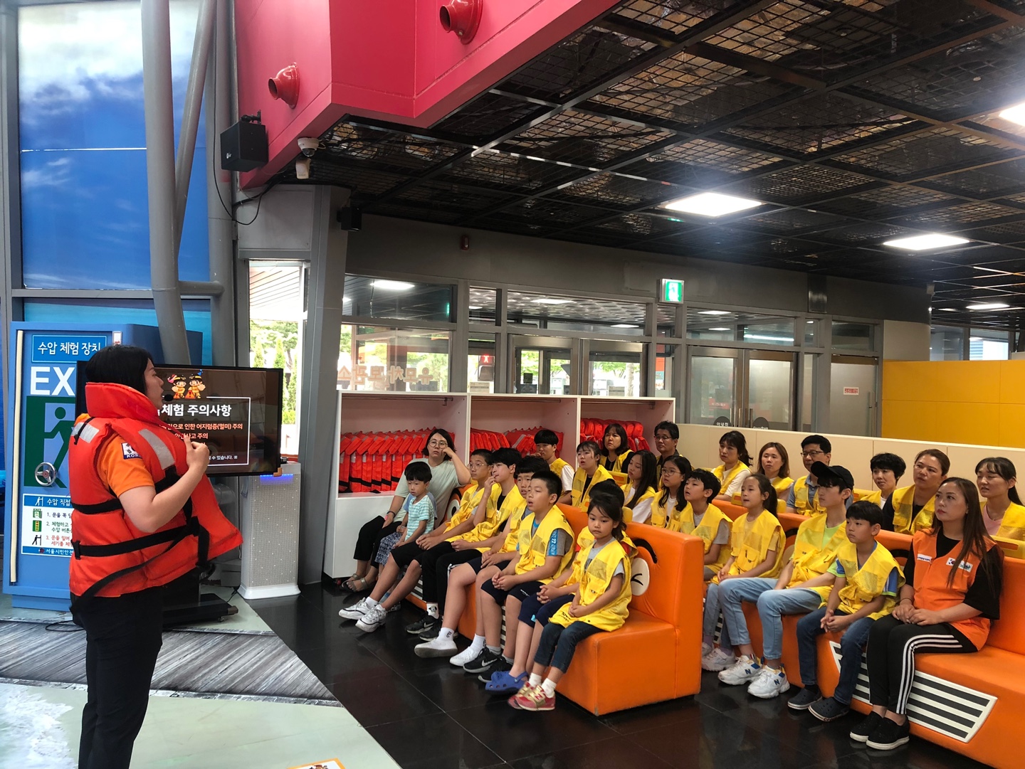 190720 13기가족봉사단안전체험관 (15).jpg
