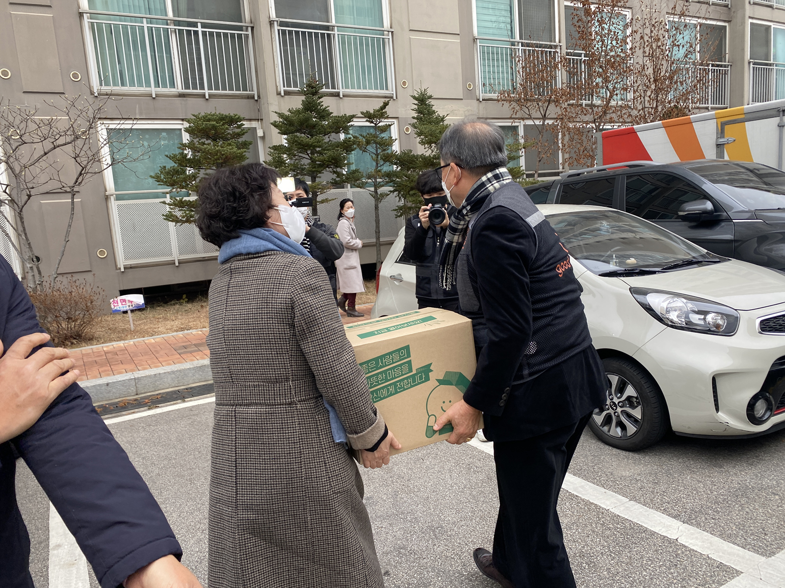 201129 사랑의의료나눔캠페인 (6).jpg
