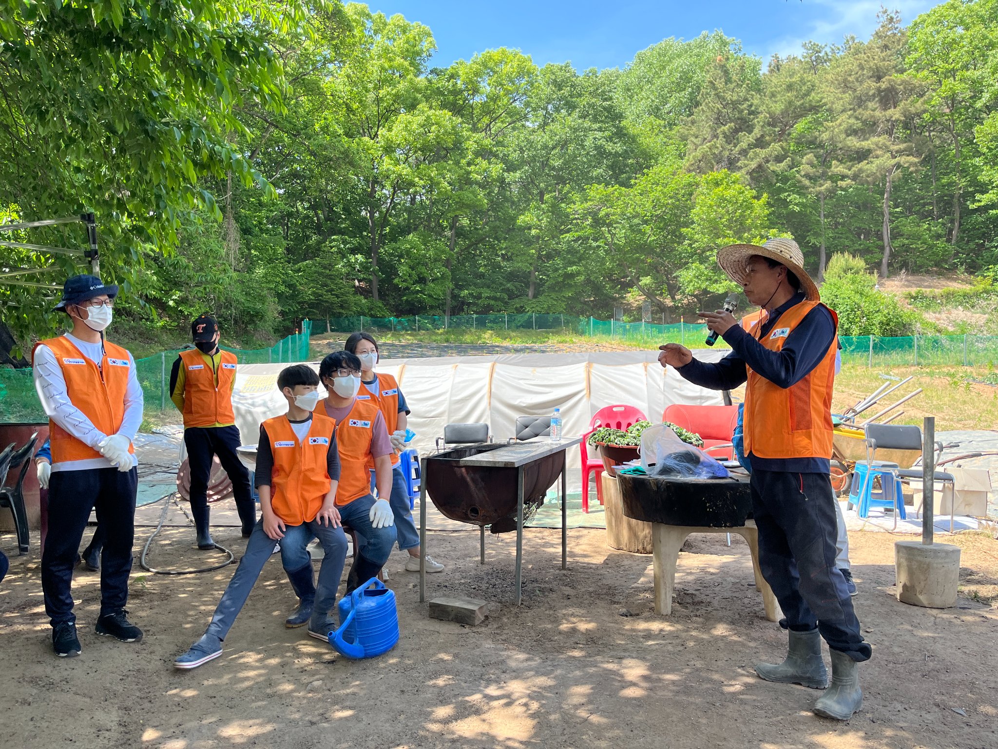 220514 가족봉사단연합사랑나눔고구마심기 (3).jpg