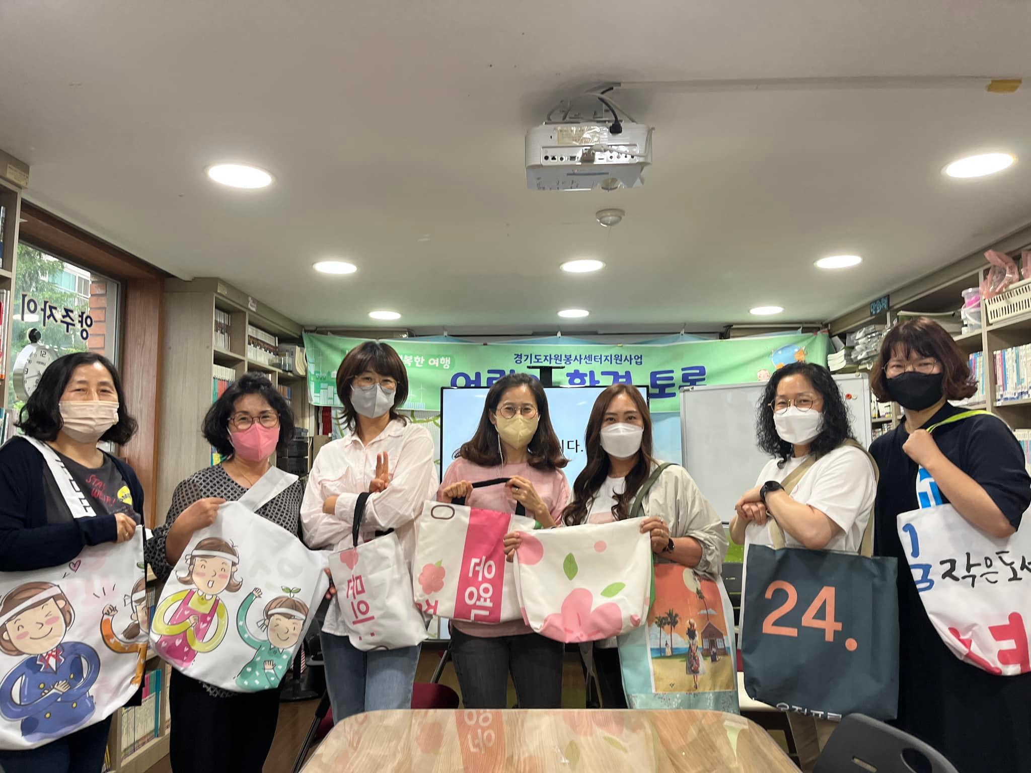 220618 푸른꿈작은도서관-봉사스케치 (1).jpg