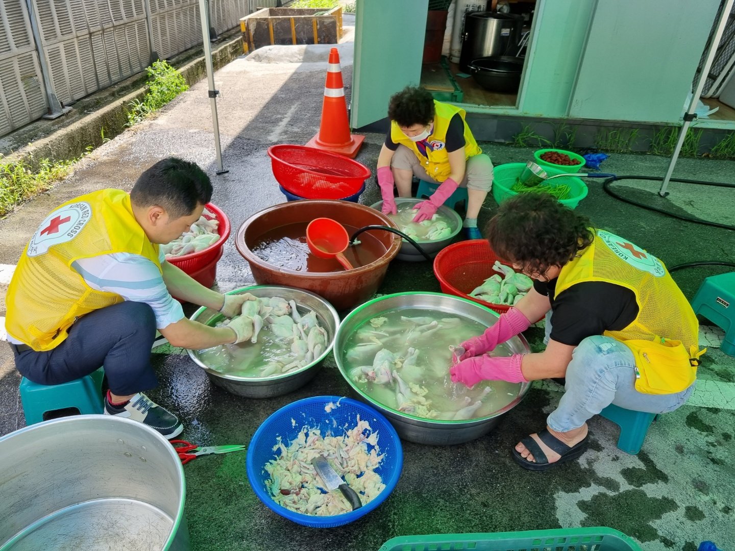 220715 회천1동적십자봉사회-봉사스케치 (2).jpg