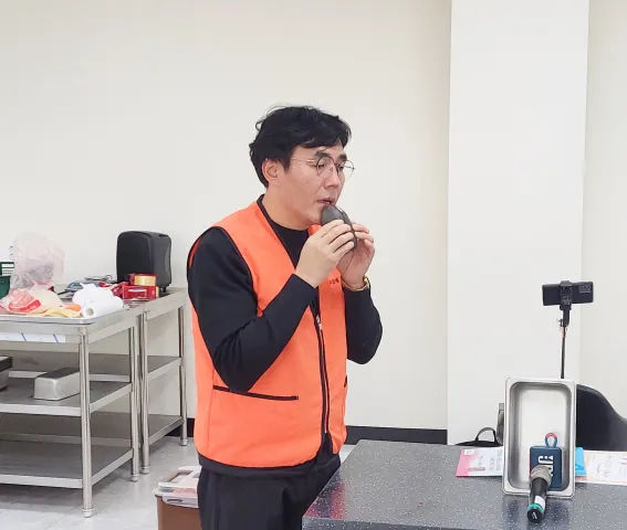 BandiView_BandiView_231120 양주시가족봉사단 김장나눔 (16).jpg