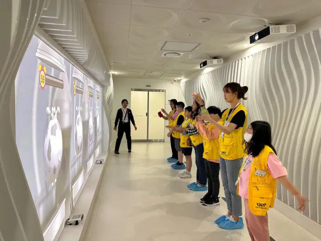 BandiView_BandiView_240518 16기 가족봉사단 시티투어 (8).jpg