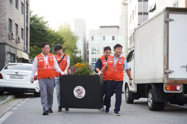 BandiView_BandiView_240904 자원봉사V꽃밭만들기 (양주2동소소한마을) (9).jpg