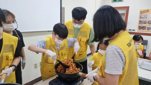 BandiView_BandiView_240909 추석맞이 강정만들기 (6).jpg