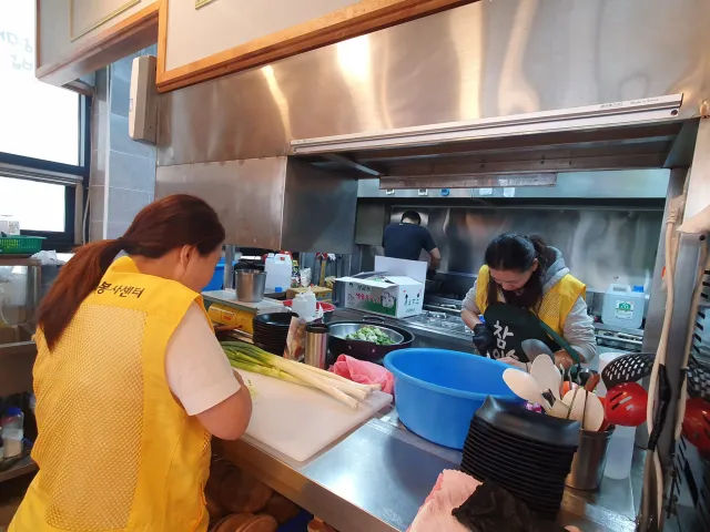 BandiView_BandiView_241028 온기나눔활동 (7).jpg