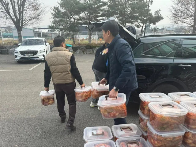 BandiView_BandiView_241121 봉사스케치-옥정여성의용소방대(도민이전하는자원봉사김장나눔활동) (26).jpg