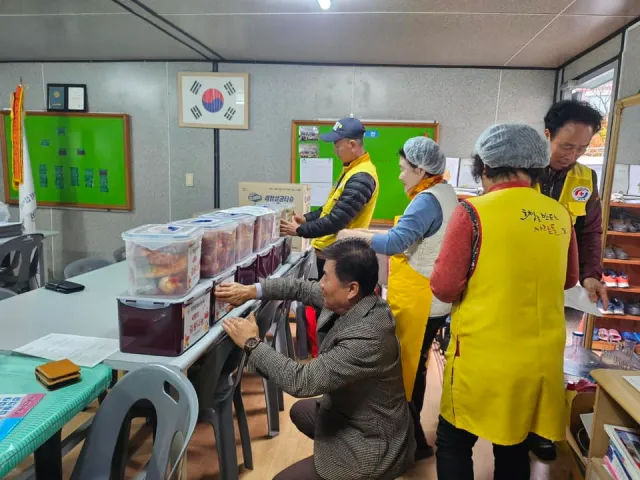 BandiView_BandiView_241126 김장봉사 현장 (14).jpg