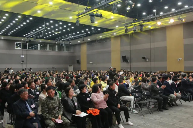 BandiView_BandiView_241207 2024 양주시자원봉사자의날기념행사 (10).jpg
