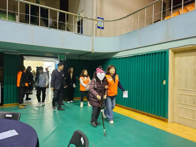 BandiView_BandiView_241218 2024 효도잔치 송년잔치 (6).jpg