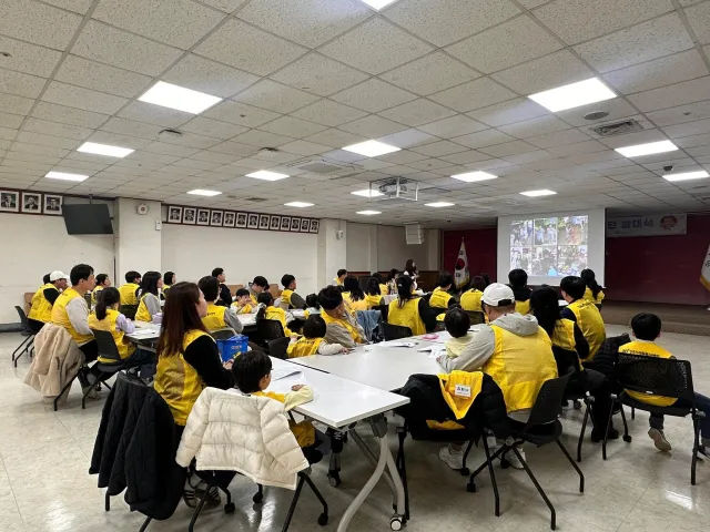 BandiView_BandiView_250322 17기 가족봉사단 발대식 (24).jpg